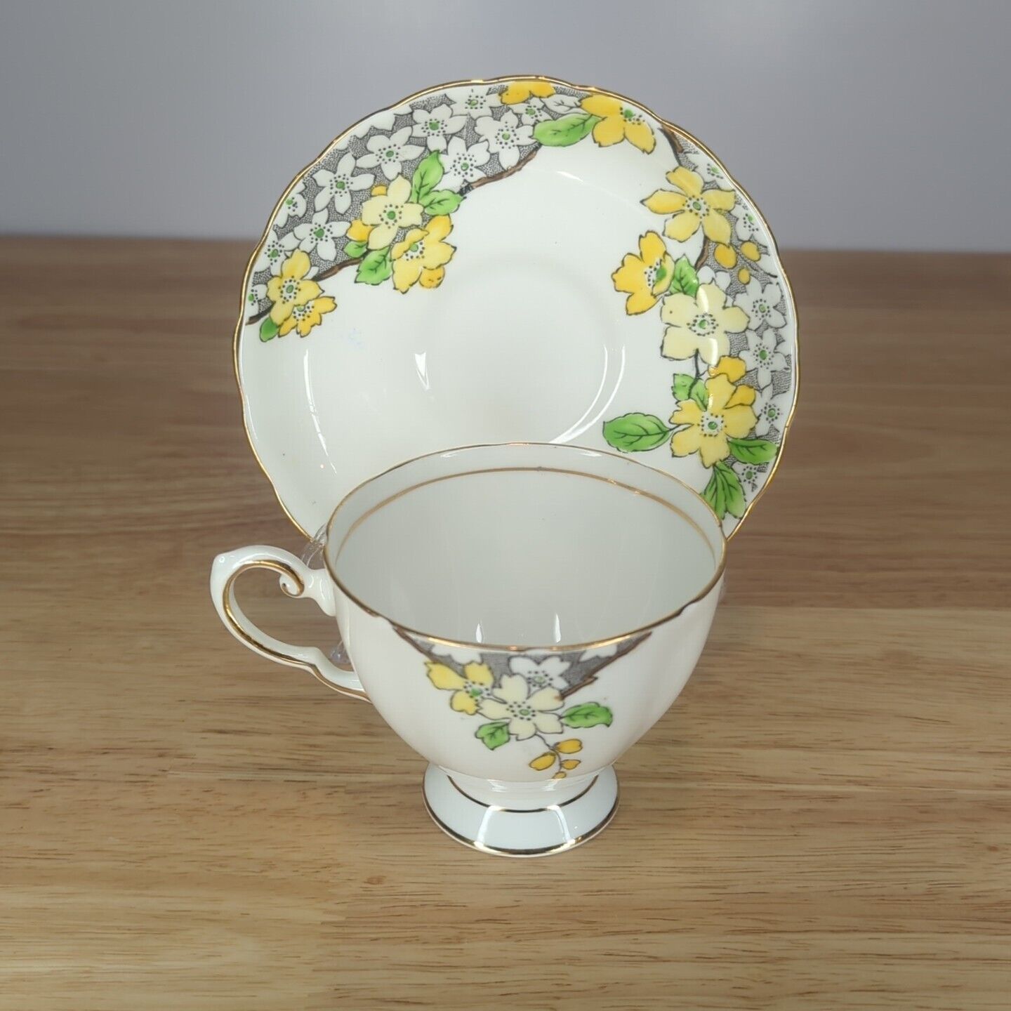 Tuscan Teacup Tea Cup Saucer Spring Blossom Bone China Yellow Flower England VTG