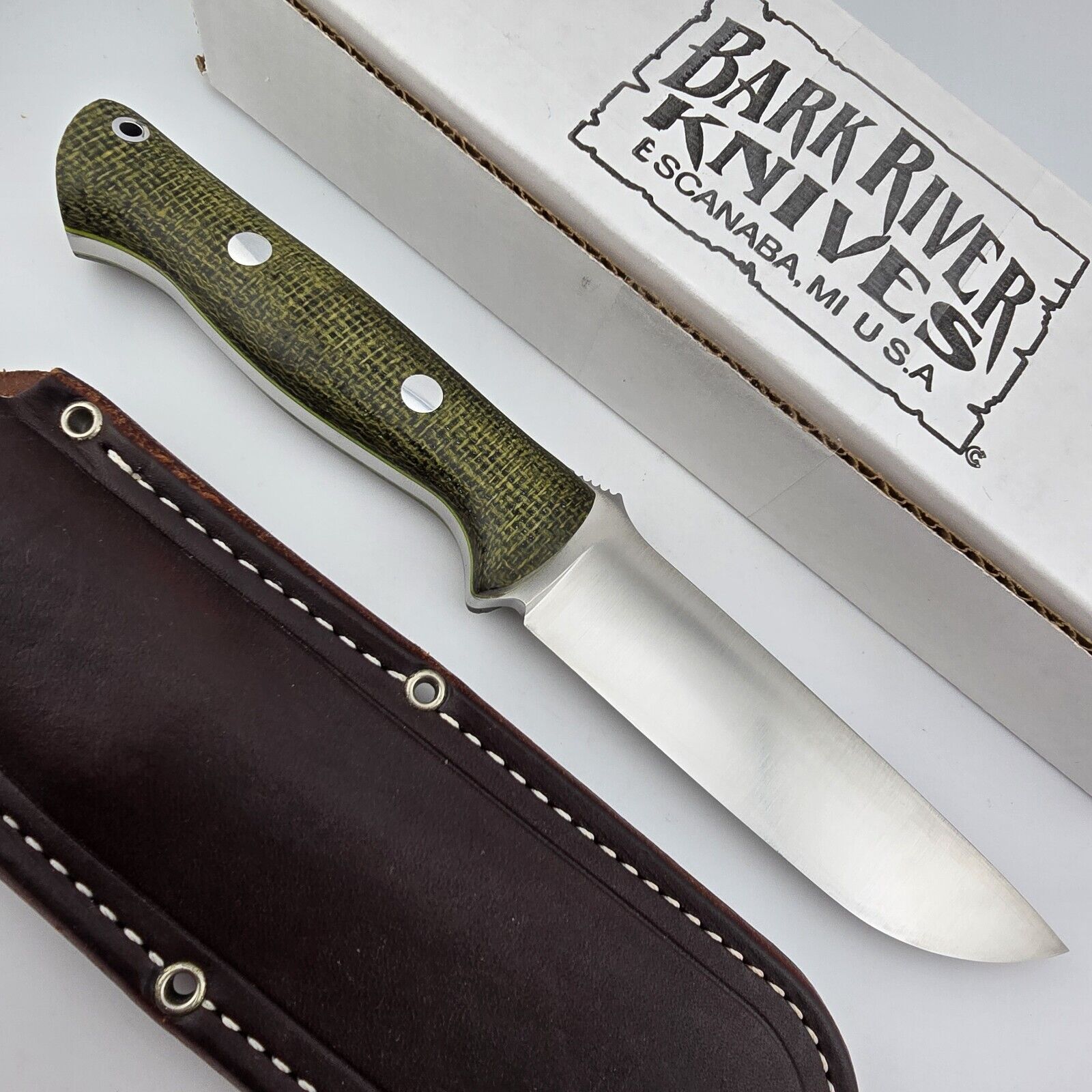 Bark River Knives Bravo 1.25 Fixed Blade Knife Evergreen Micarta CPM 3V Sheath
