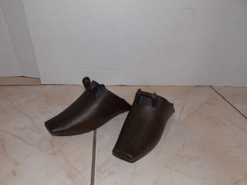 Antique Pair of Brass Spanish Conquistador Stirrup Battle Shoes 10,5\