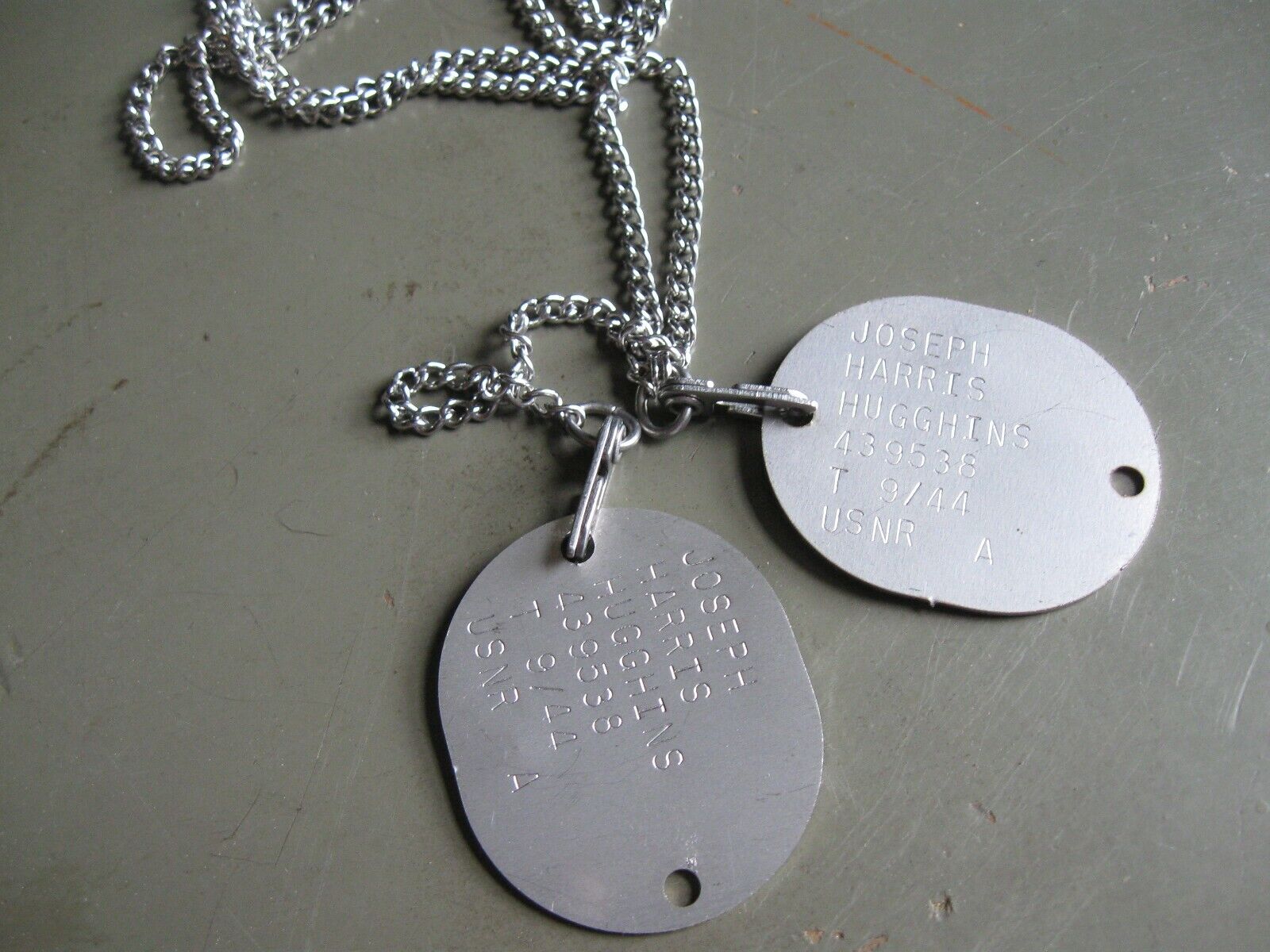  WW2 US Navy and US Marine dog tag reproductions with M1940 chains