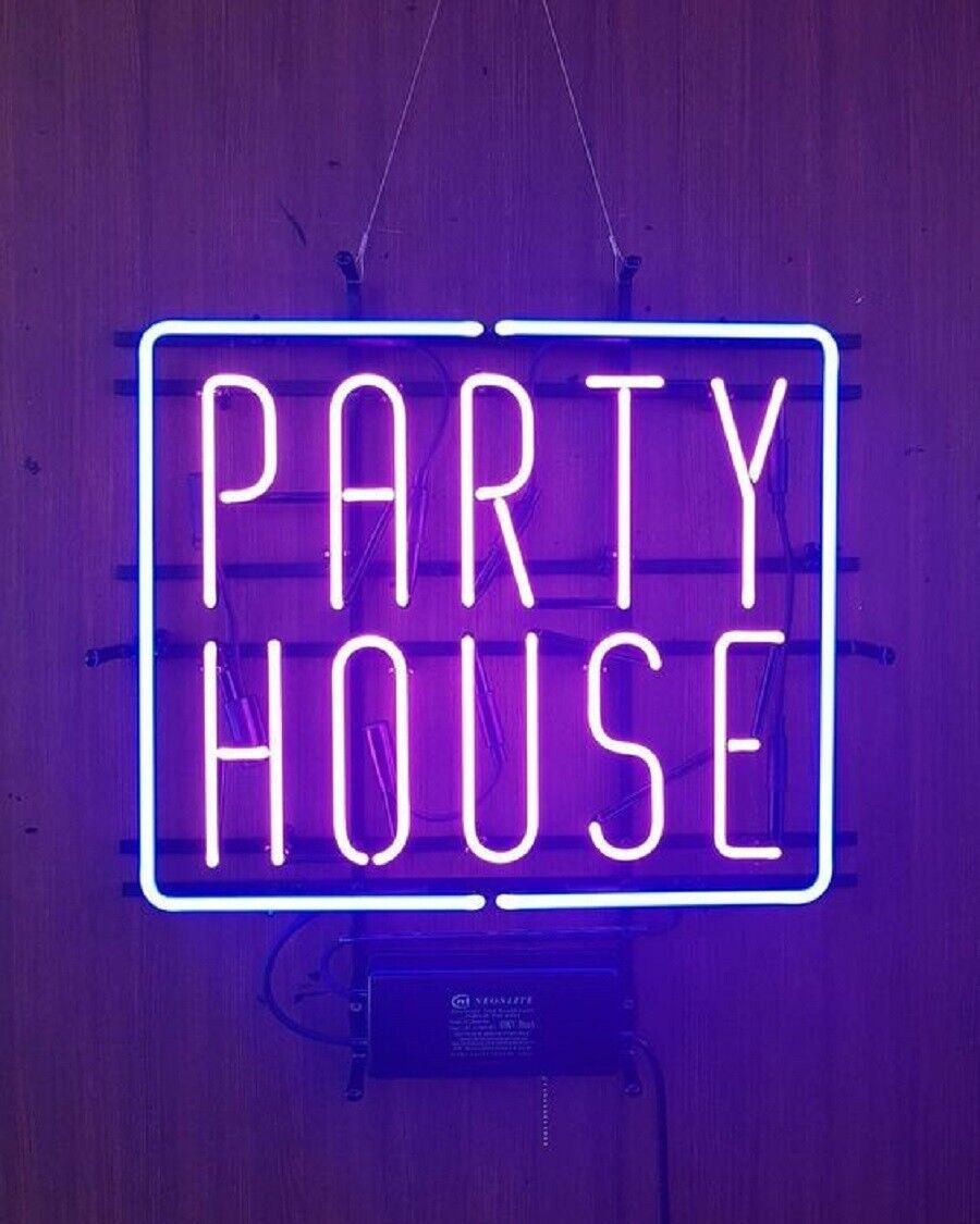 Party House 24