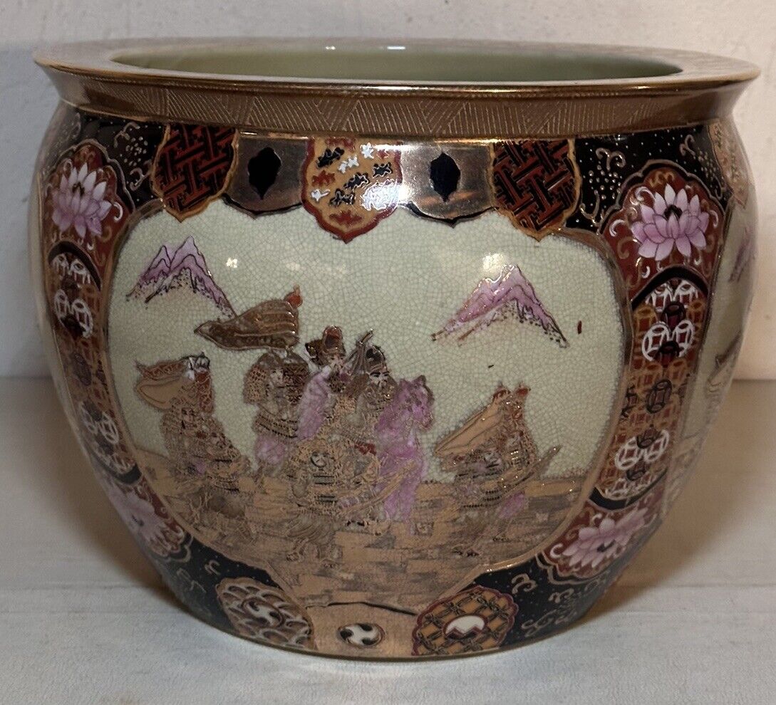 Vintage Giant Chinese Porcelain Planter/Fish Bowl Hand Painted 9.5\