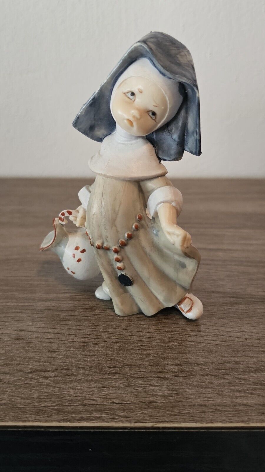 Vintage Simonetti Fontanini Italy Depose Nun Figurine Holding Pitcher 