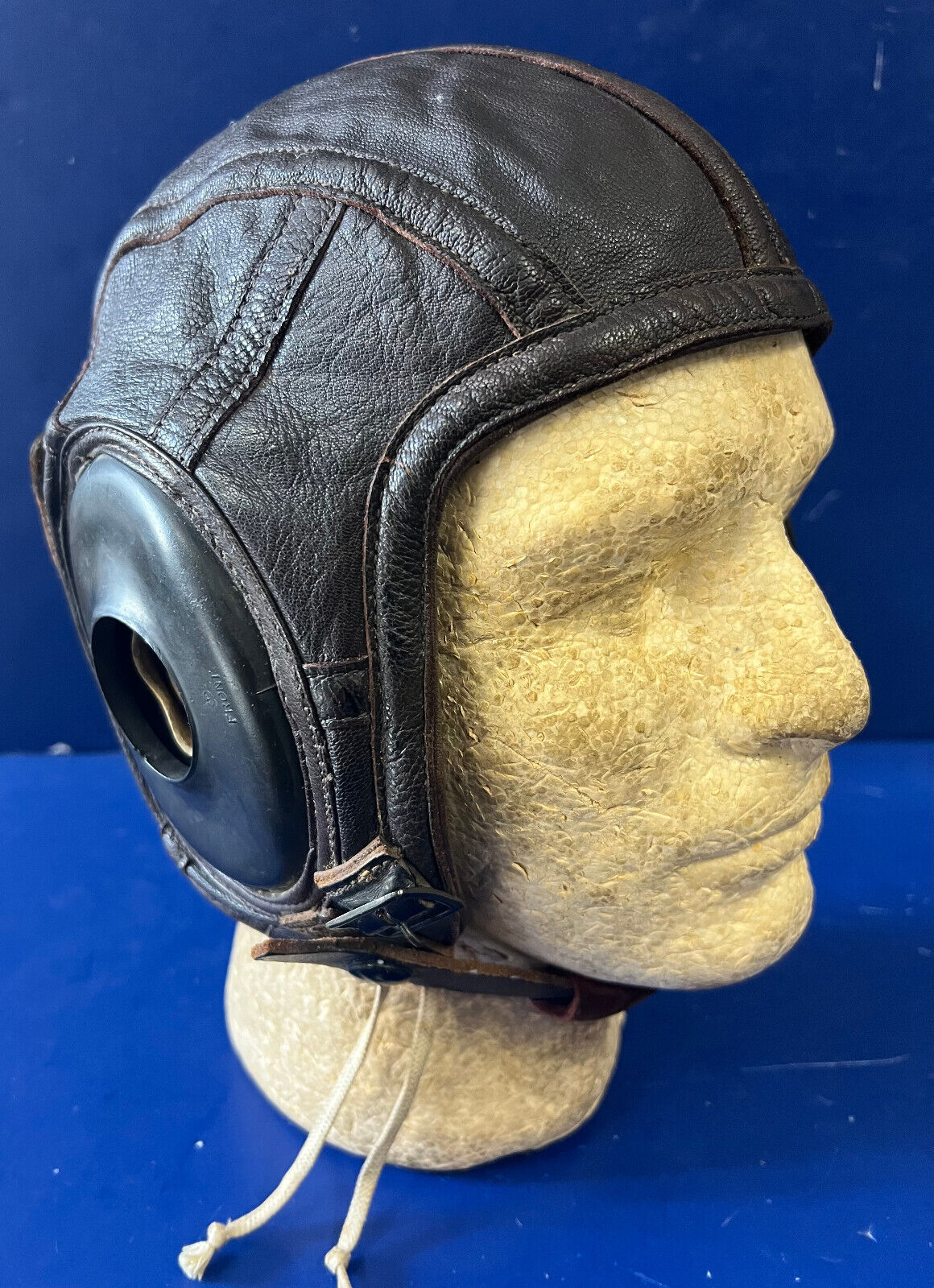 US NAVY TYPE AN-6540-2L  LEATHER FLYING HELMET
