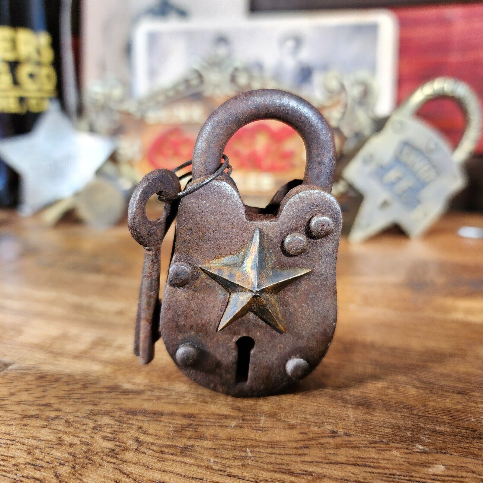 Lone Star Texas Gate Lock With Working Keys & Antique Finish