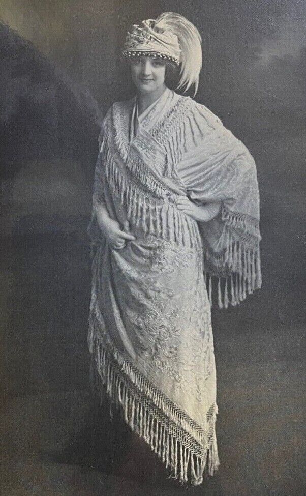1912 Vintage Magazine Illustration Actress Marie Cavan