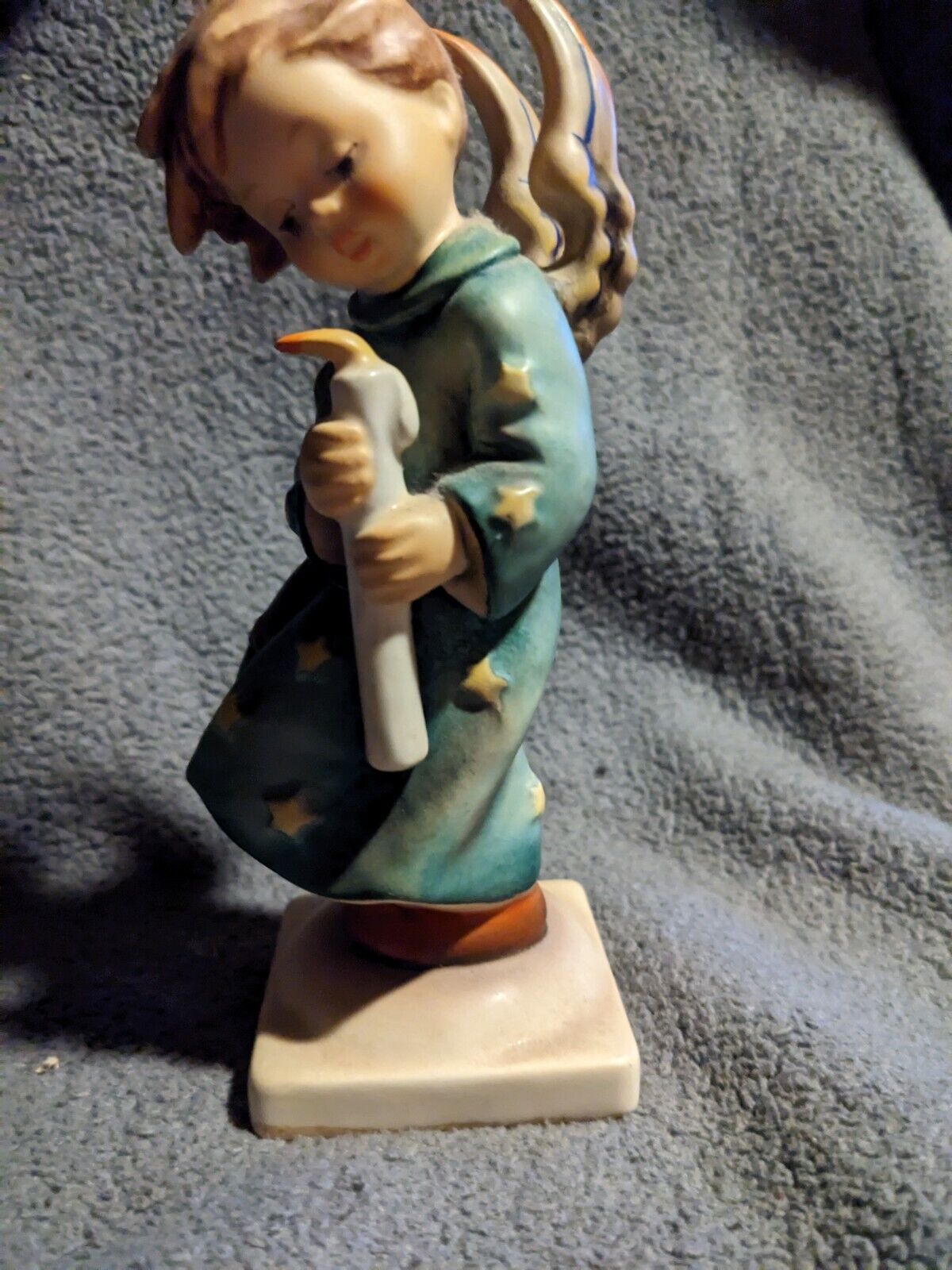 vintage figurine heavenly angel hummel