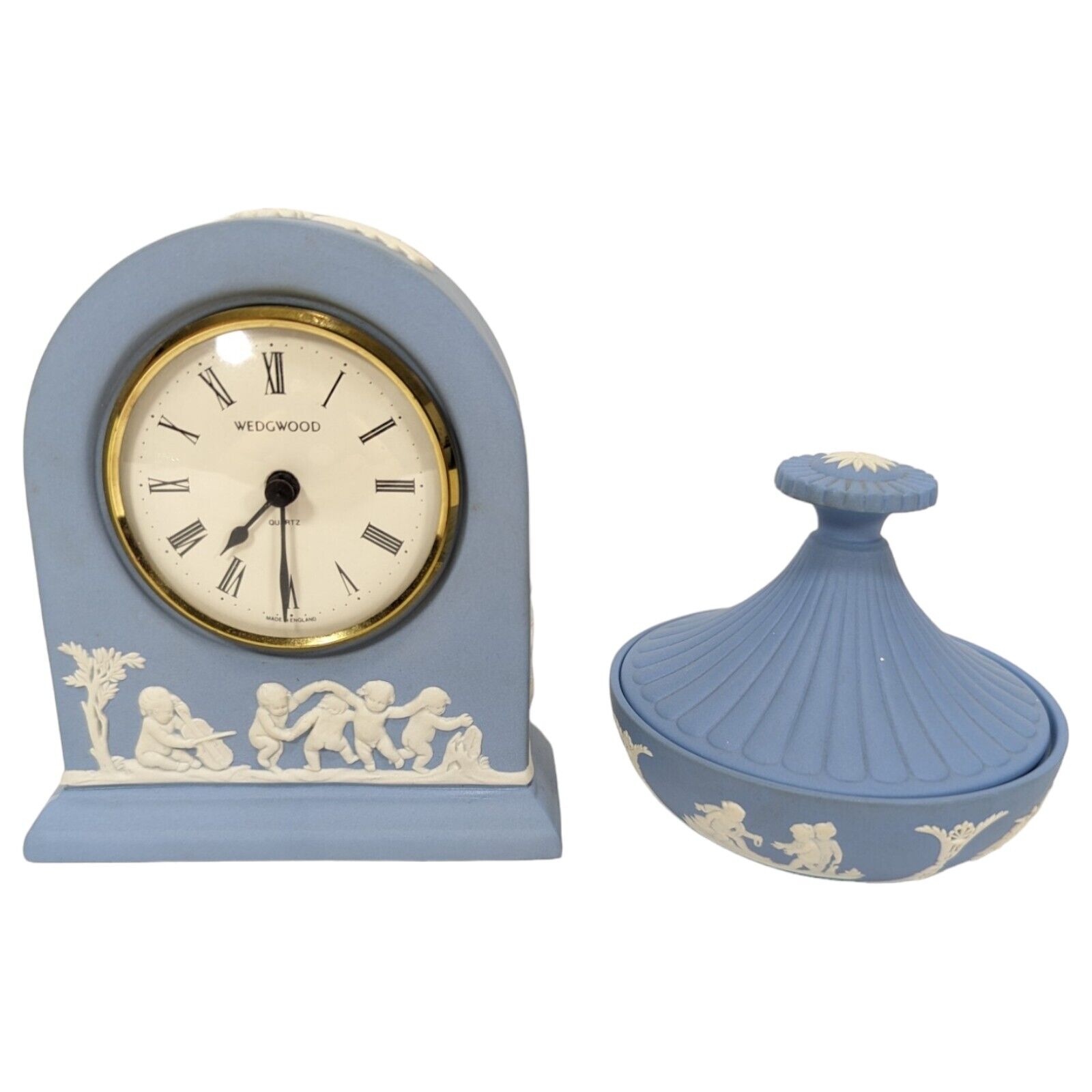 Vintage Wedgwood Jasperware Blue Domed Mantel Desk Clock 4.75\