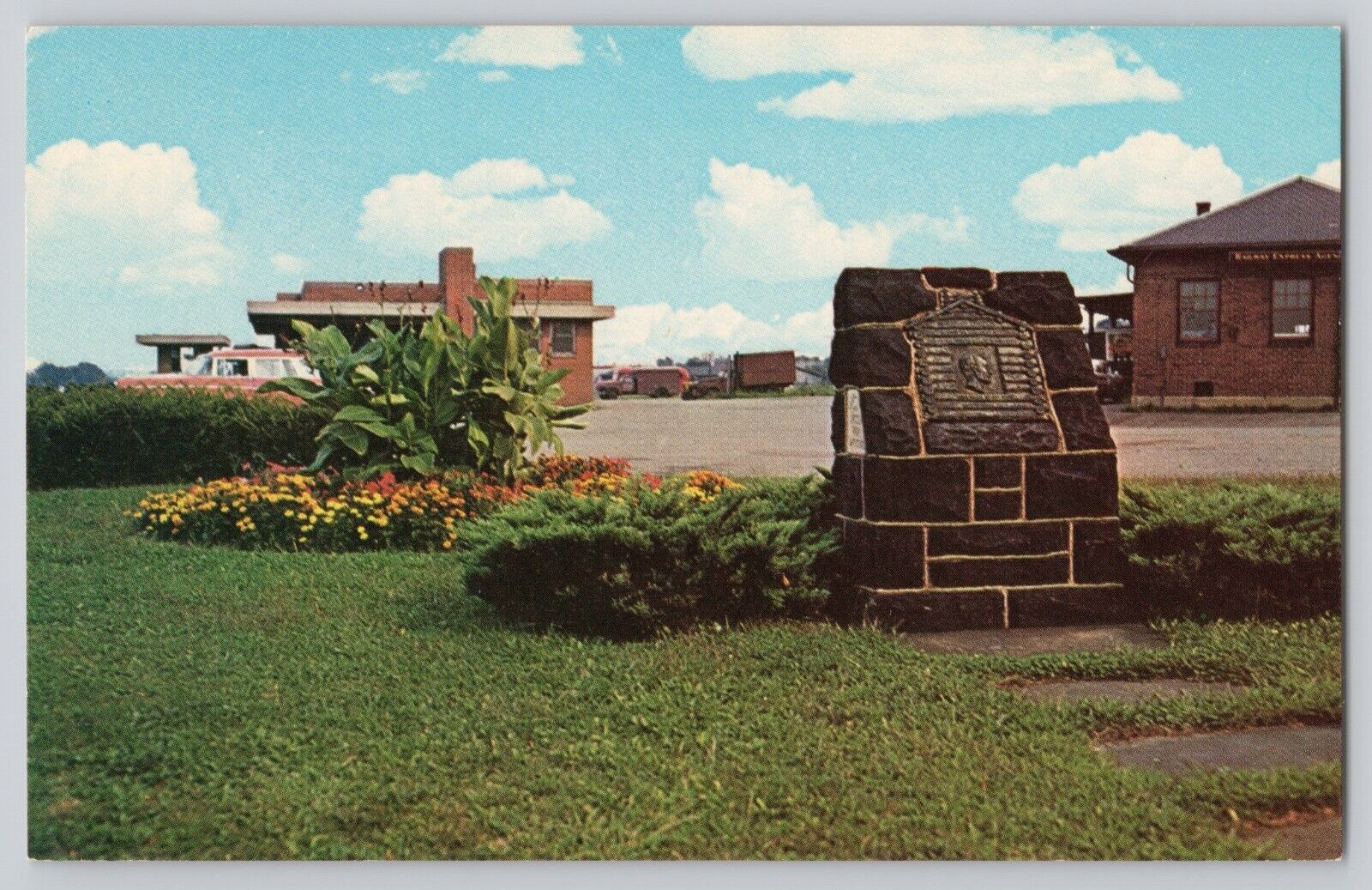 Lincoln Memorial Pennsylvania RR Station Alliance Ohio Chrome Postcard