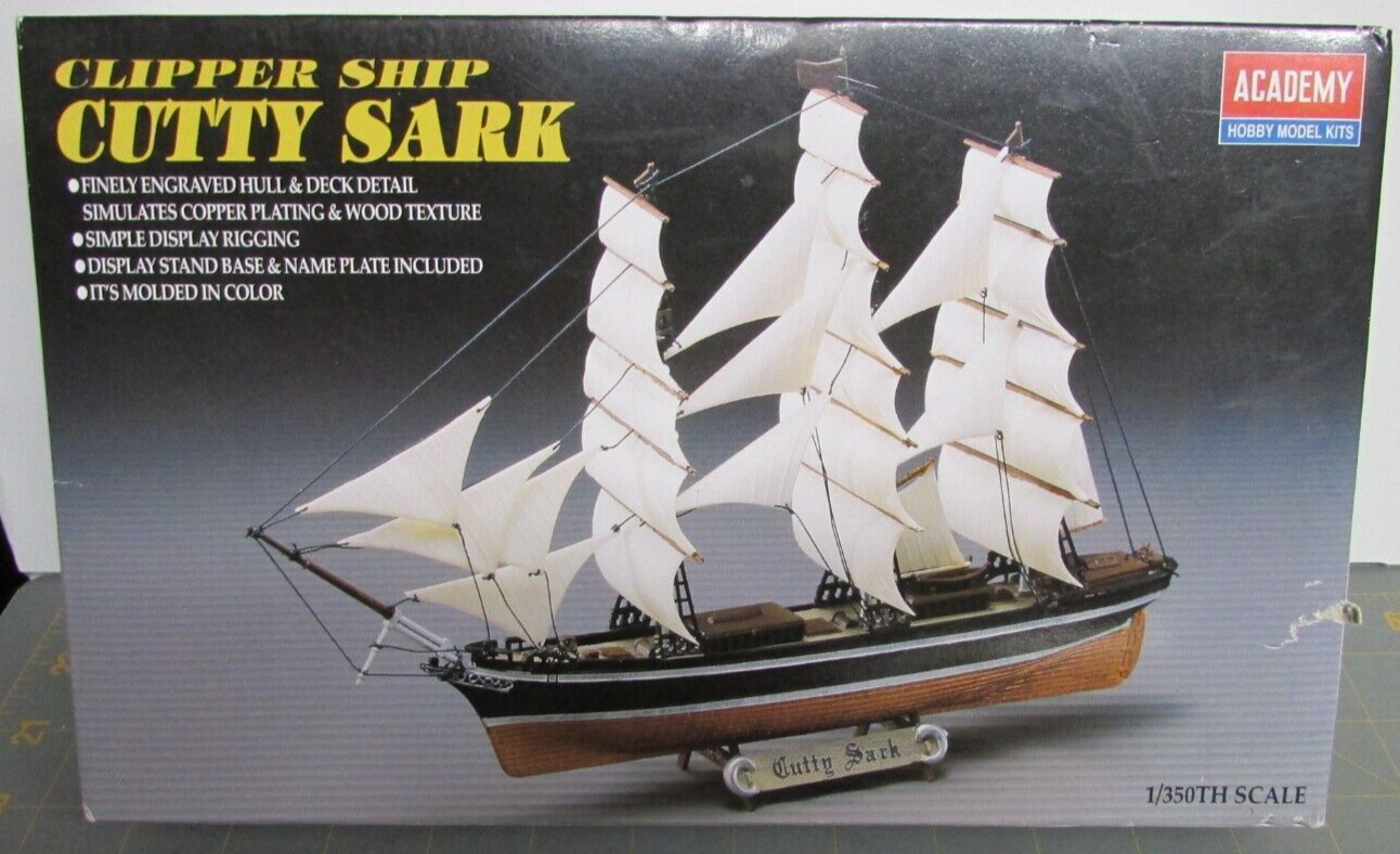 VINTAGE 1985 CUTTY SARK CLIPPER SHIP Academy Plastic Models: 1/350 Scale MINT