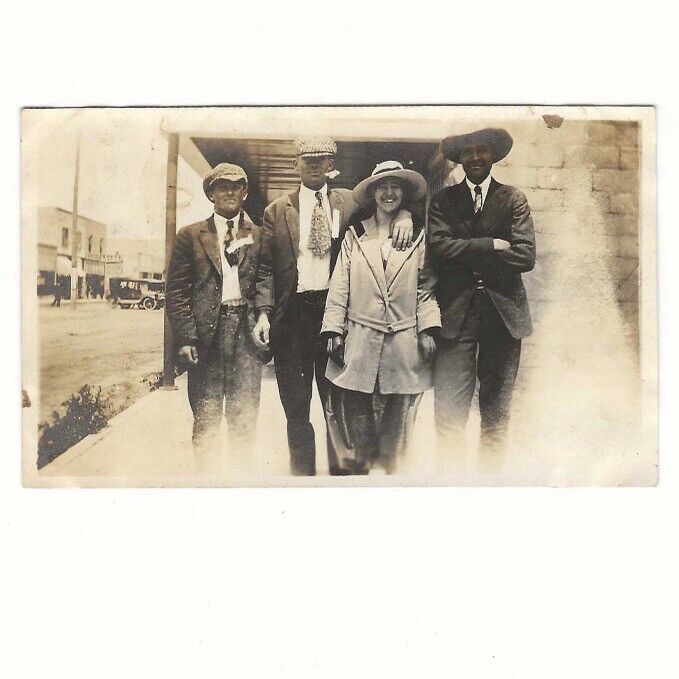 Three Dapper Men Woman Cowboy Hat 1910s 1920s City Main Street Snapshot Photo