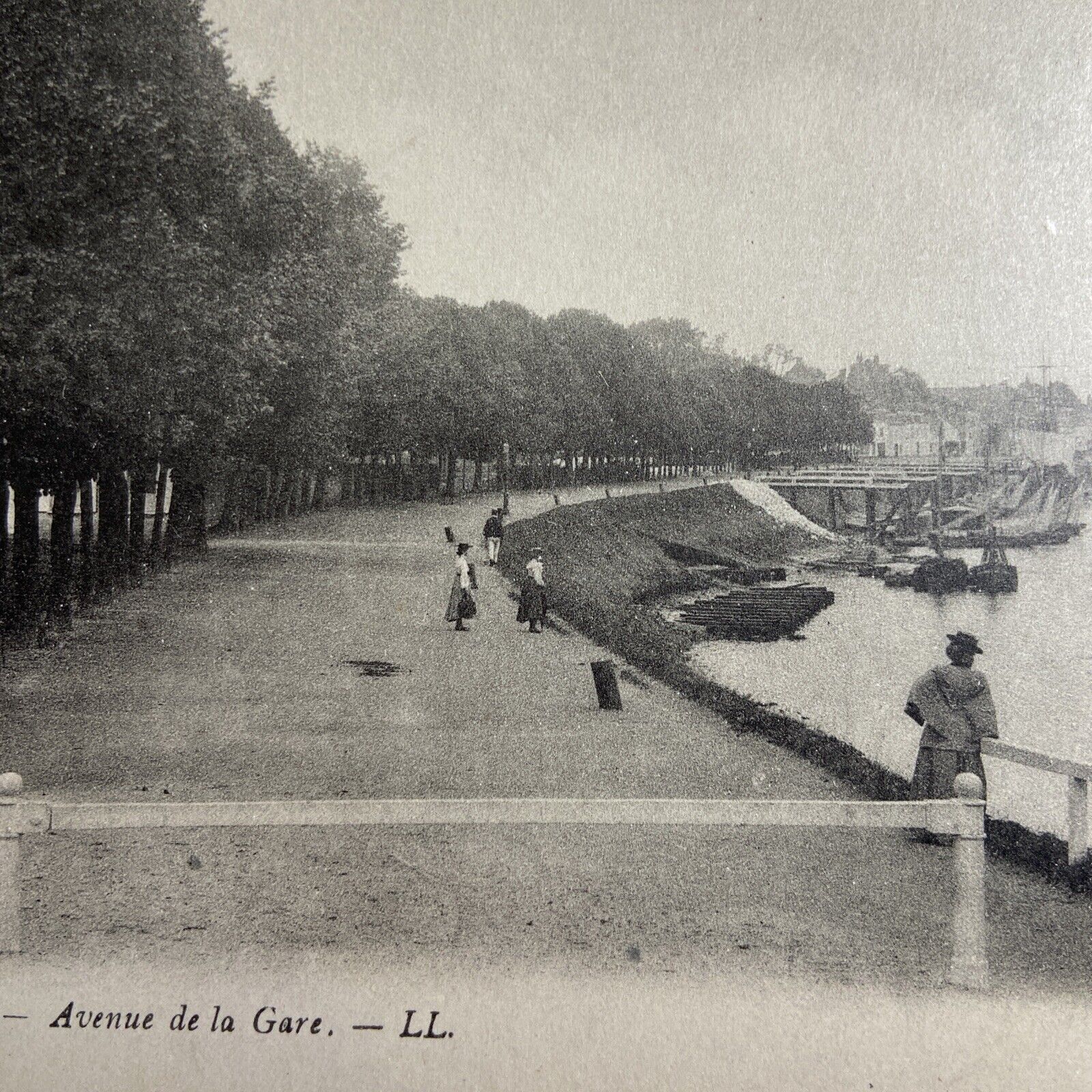 Postcard FRANCE Saint-Valery-sur-Somme Boardwalk Levy & Sons LL #21 1895-1908