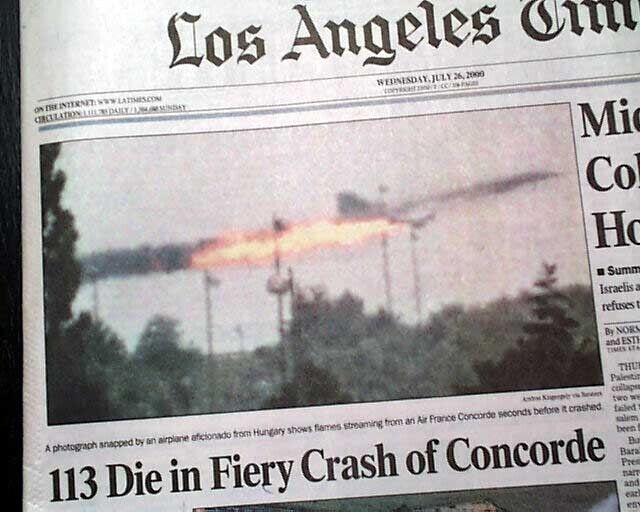 CONCORDE Air France Flight 4590 Supersonic Airplane CRASH Photos 2000 Newspaper 