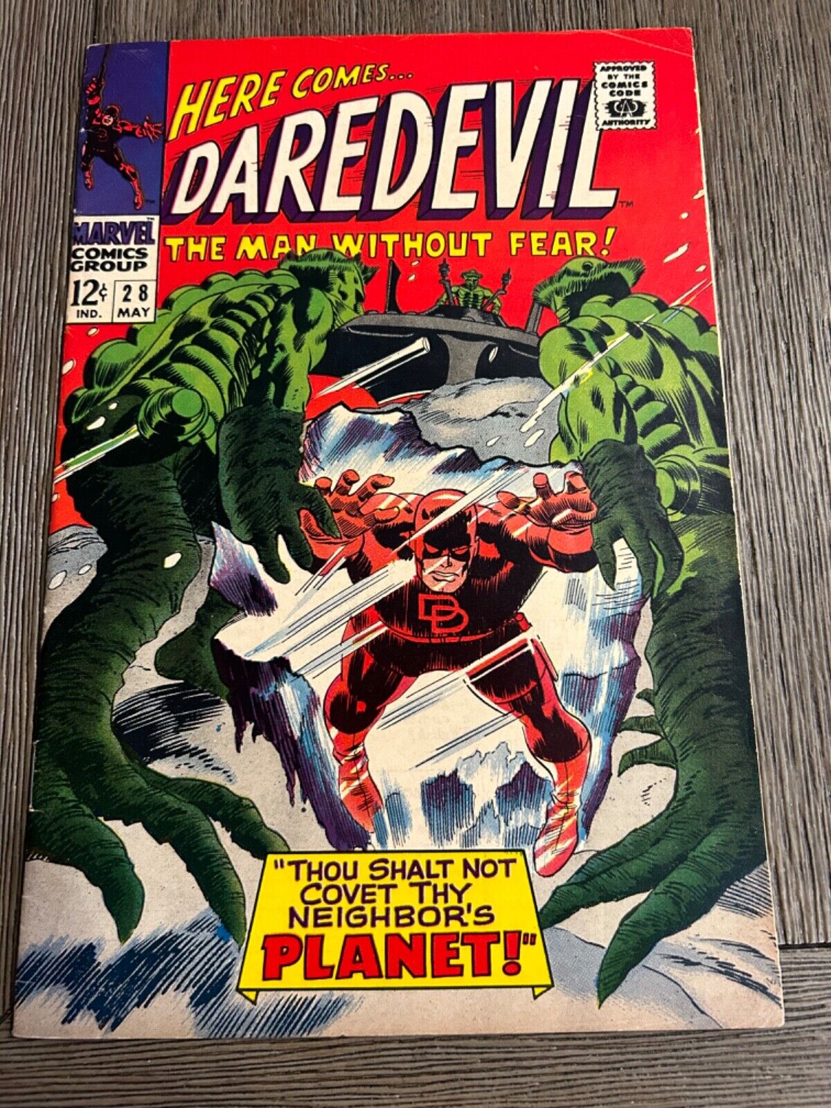 Daredevil #28 1st Queega Marvel Comic 1967 Stan Lee