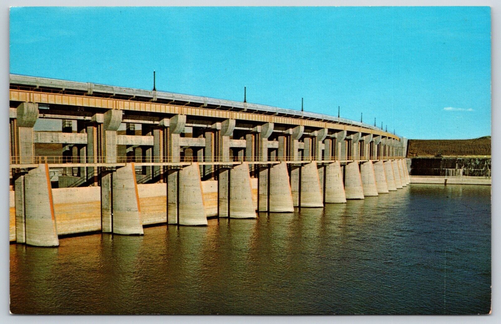 Postcard Fort Peck Dam & Reservoir Spillway, Fort Peck, Montana Unposted