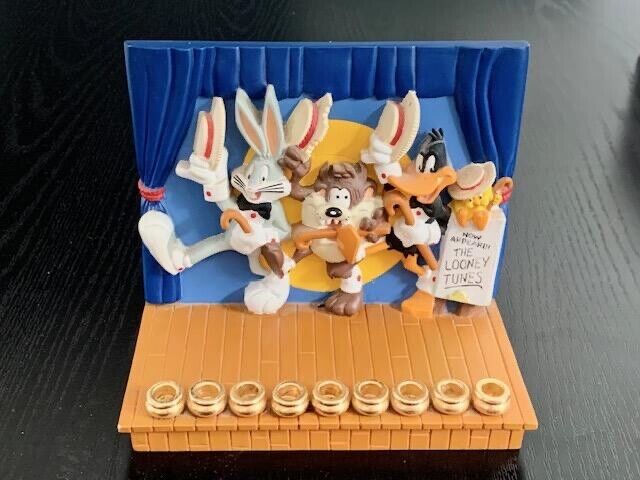 RARE 1996 Warner Brothers Store WB Looney Tunes Multi Character Menorah Hanukkah