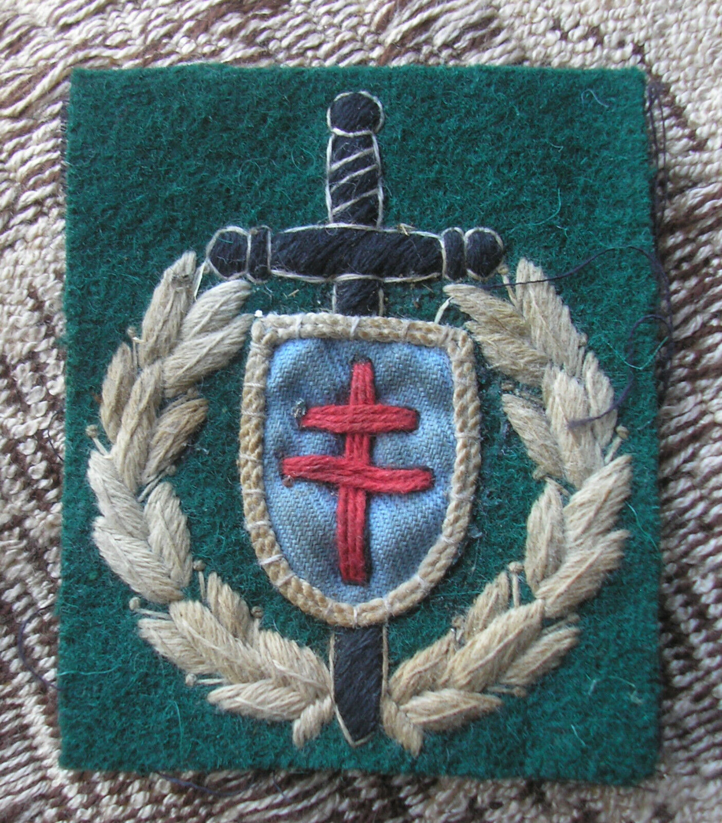 ww2  free french unit resistance cloth patch unusual British agents insignia 