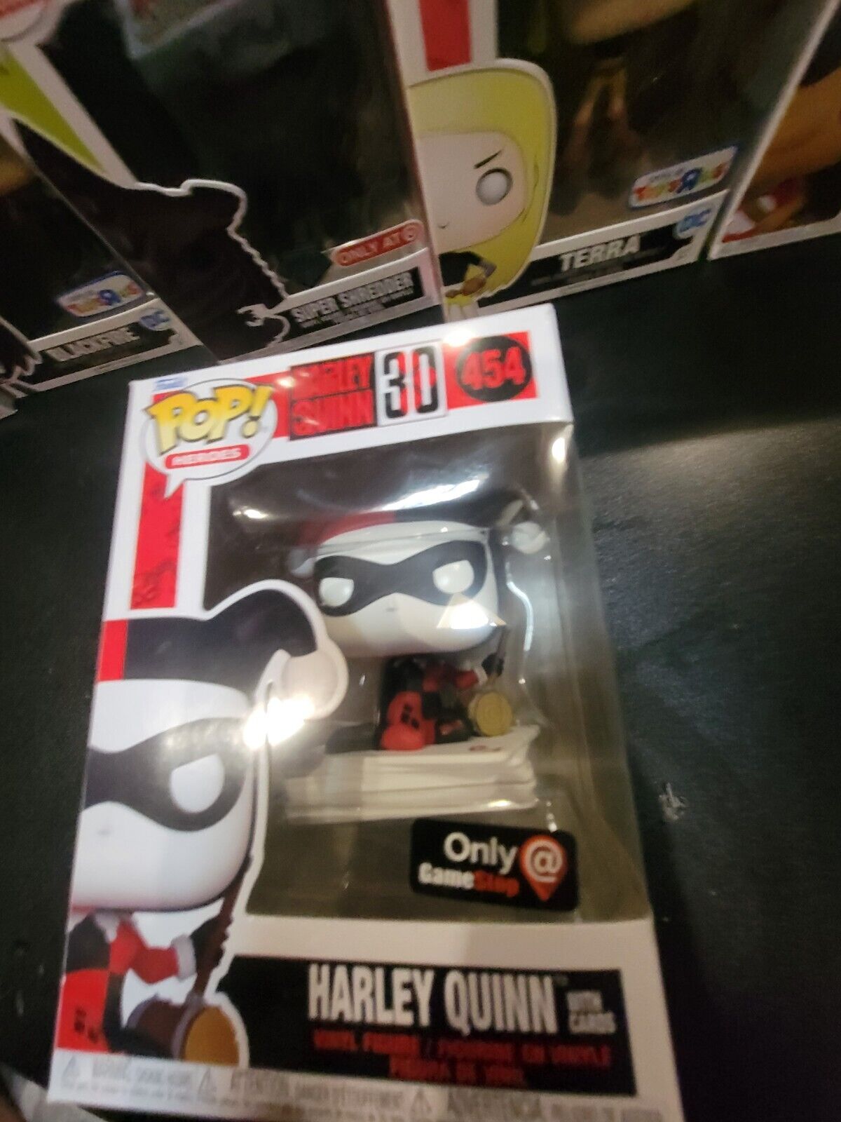 FUNKO POP HEROES HARLEY QUINN WITH CARDS 454 EXCLUSIVE GAMESTOP 30th Anniversary