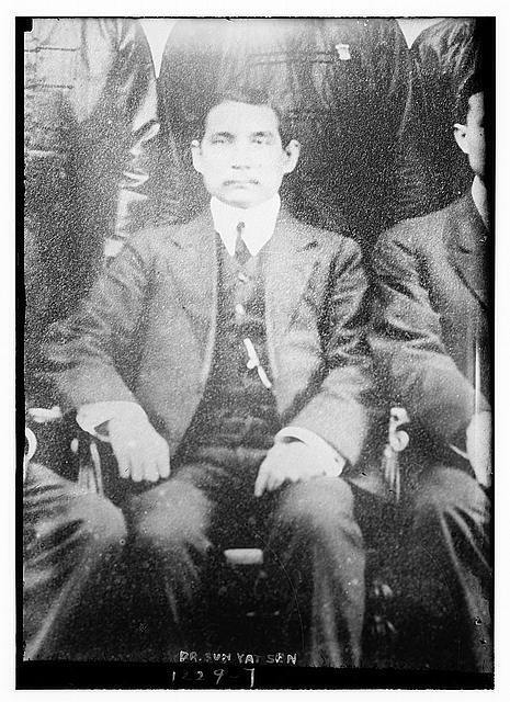 Photo:Dr. Sun Yat Sen, close of him seated in group