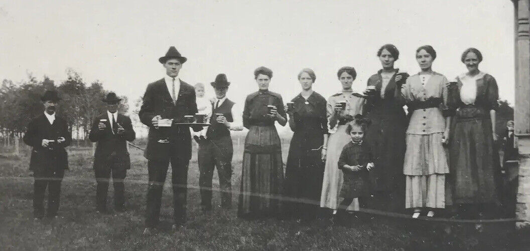 Antique Vtg Group Edwardian Men Women Children Party Drinking Fashion 