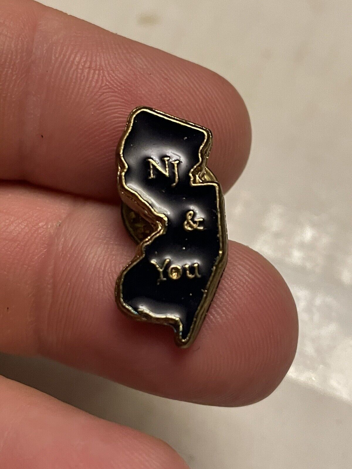 New Jersey State Small Lapel Black Souvenir Vintage Pin Badge Rare
