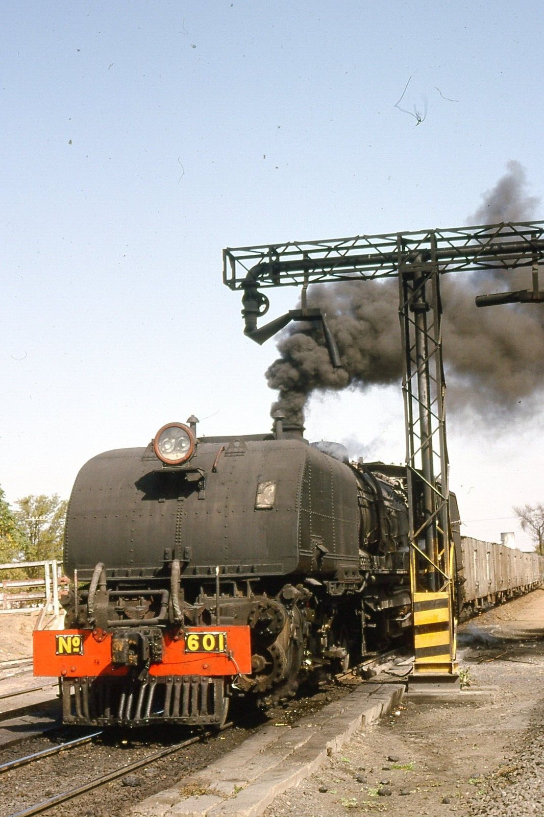 6 x 35mm RAILWAY SLIDES: GARRETT LOCOMOTIVES IN ZIMBABWE 1992