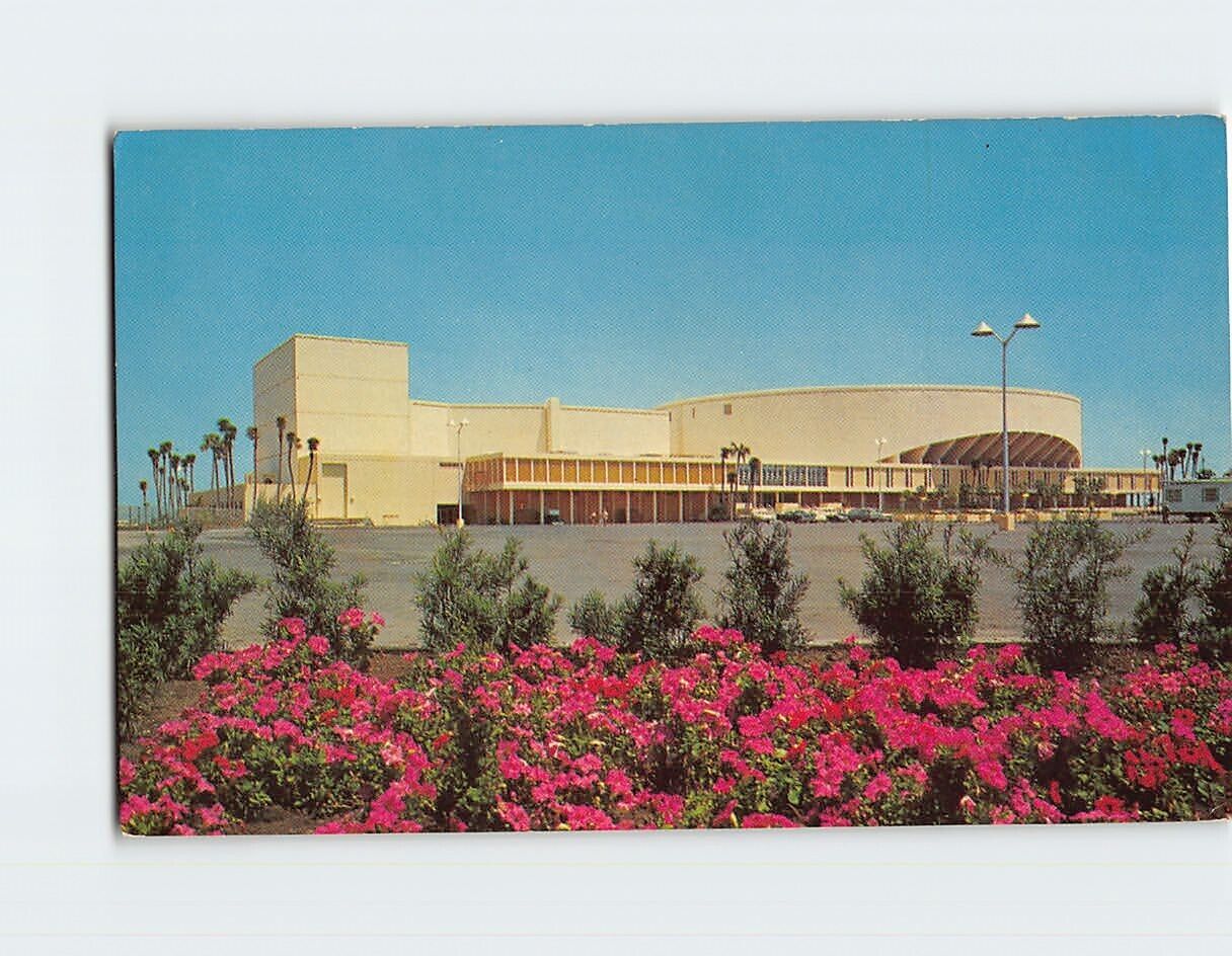 Postcard Bayfront Center St. Petersburg Florida USA