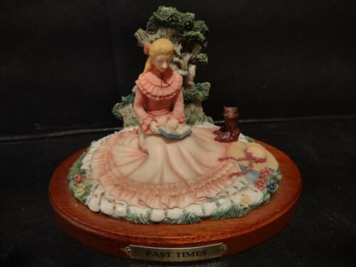 GLYNDA TURLEY PAST TIMES reading girl cowboy boots Figurine On Wooden Base 1988