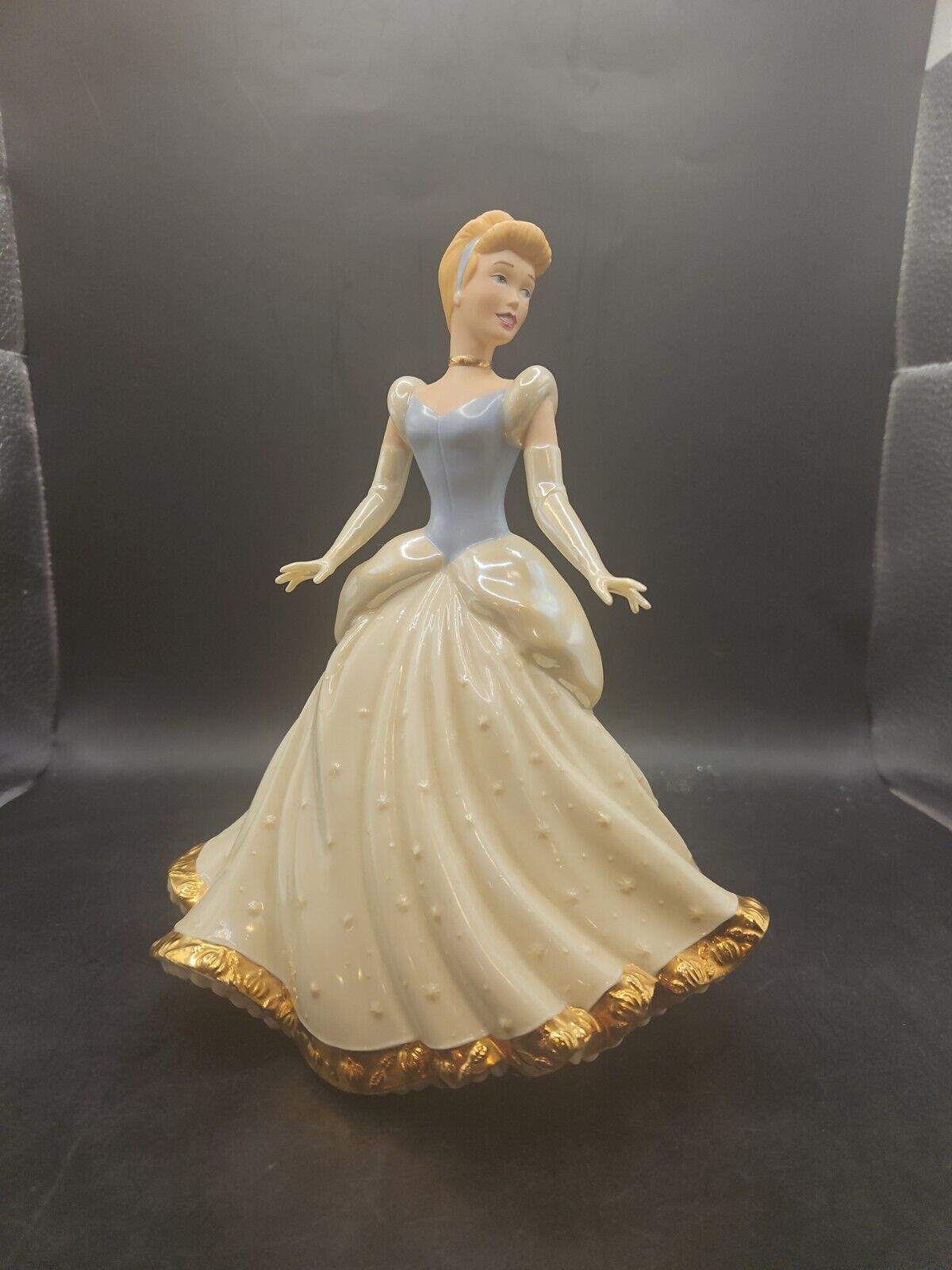 Lenox Walt Disney Cinderella Special  Edition, Limited Edition 50th Anniversary.