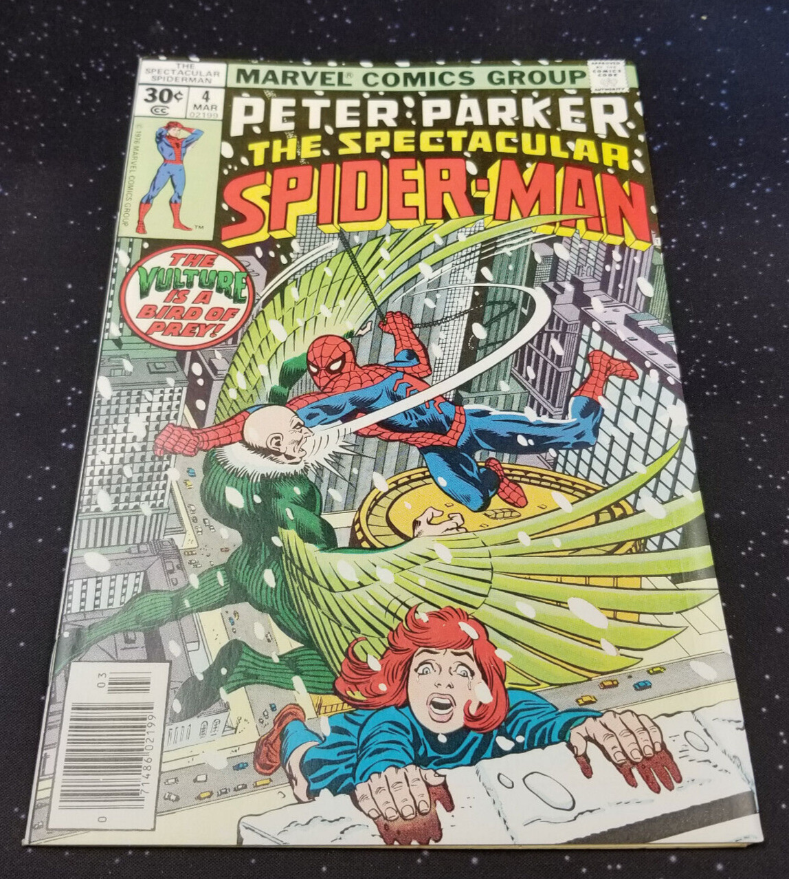 Peter ParkerThe Spectacular Spider-Man #4 1977 Raw Comic