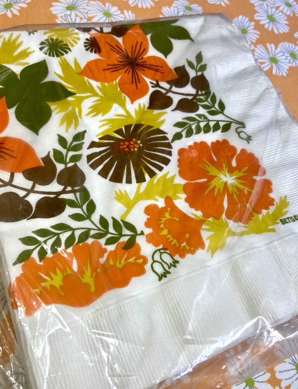 Vintage Retro Contempo Flower Power Soft Paper Napkins NOS 60s 70s Orange Brown