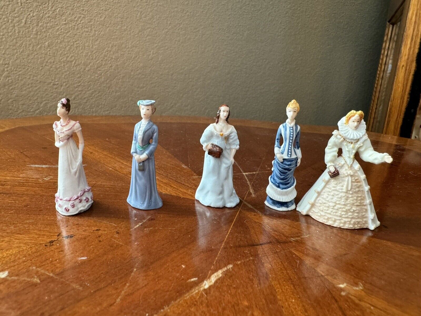 Vintage Lot of 5 Franklin Mint Ladies of Fashion Miniature Porcelain Figurines