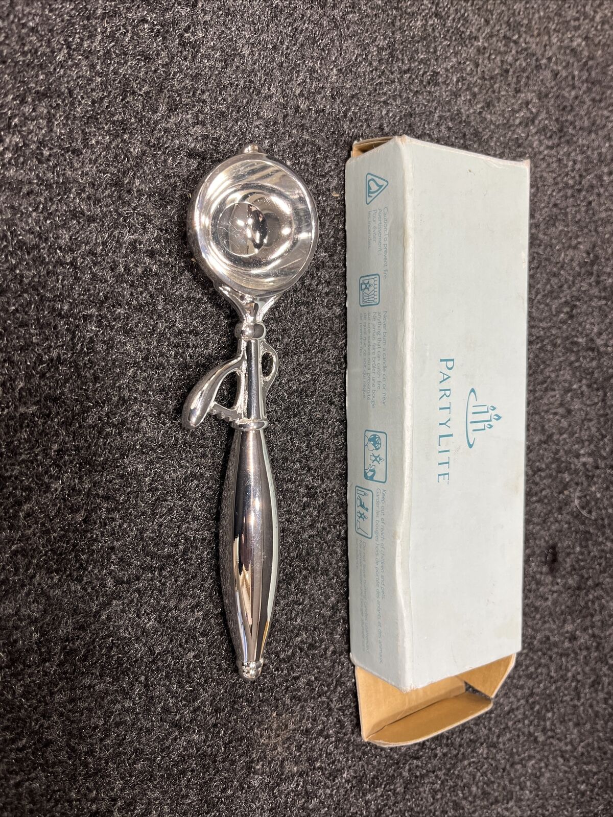 PartyLite Chrome Colored ICE CREAM SCOOP Candle Snuffer P7625 With Original Box
