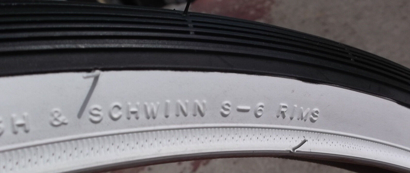 26 1 3/8 Schwinn Whitewall tires for collegiate breeze traveler s6 s 5 kenda 