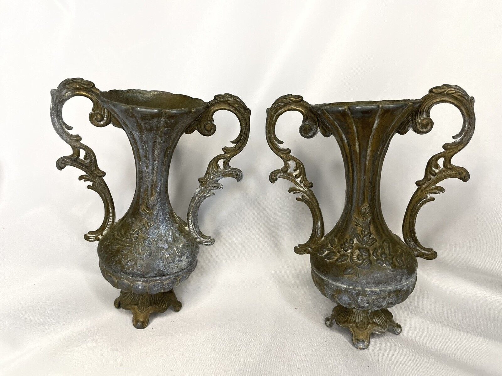 Lot of 2 Vintage Brass Made in Italy Ornate Floral Vases 5”