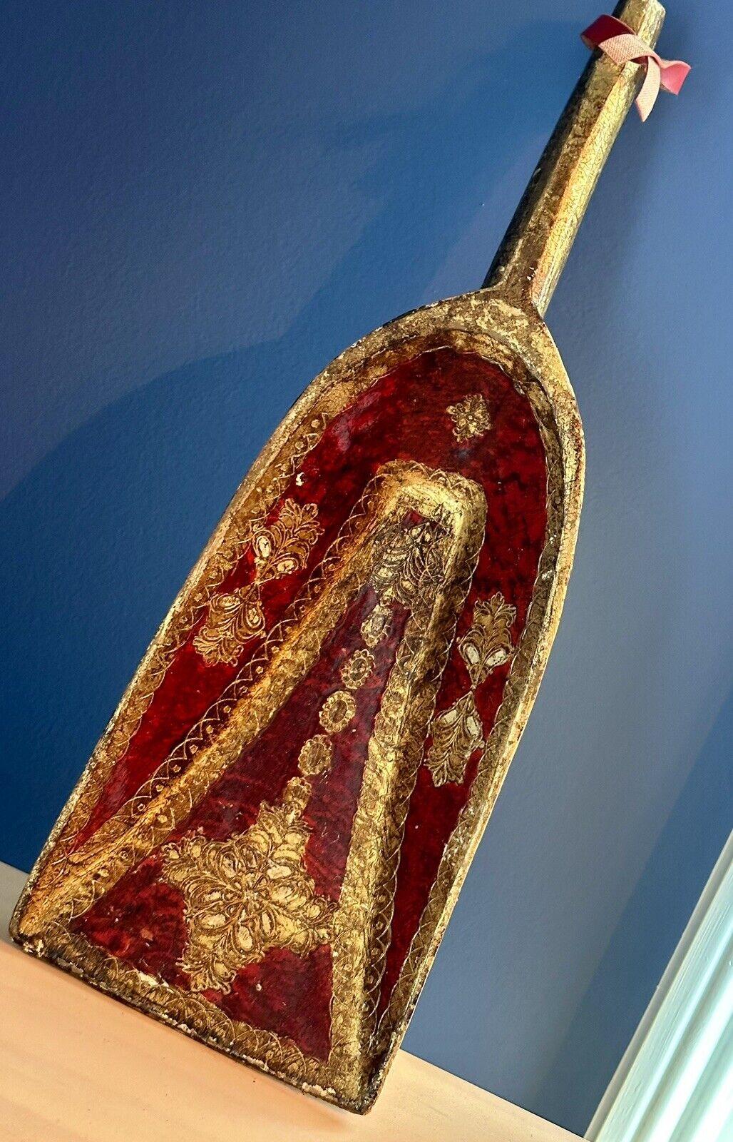 Vintage Italian Florentine Carved Gilt Wood & Red Decorative Shovel Scoop