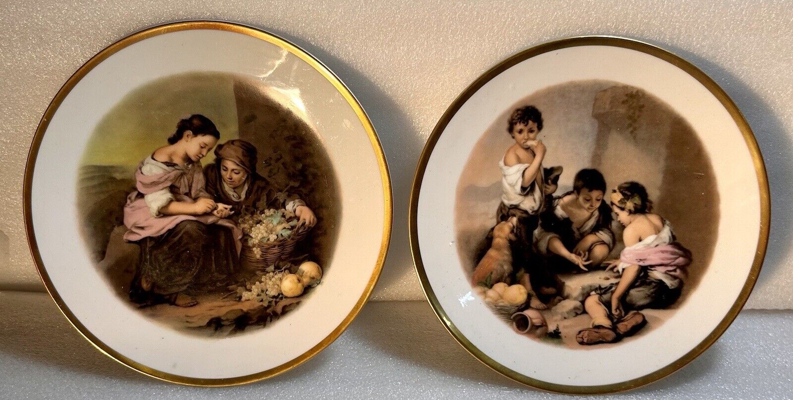 🚨2 VINTAGE Fine Porcelain JWK Decorative Plates Children Western Germany 1930