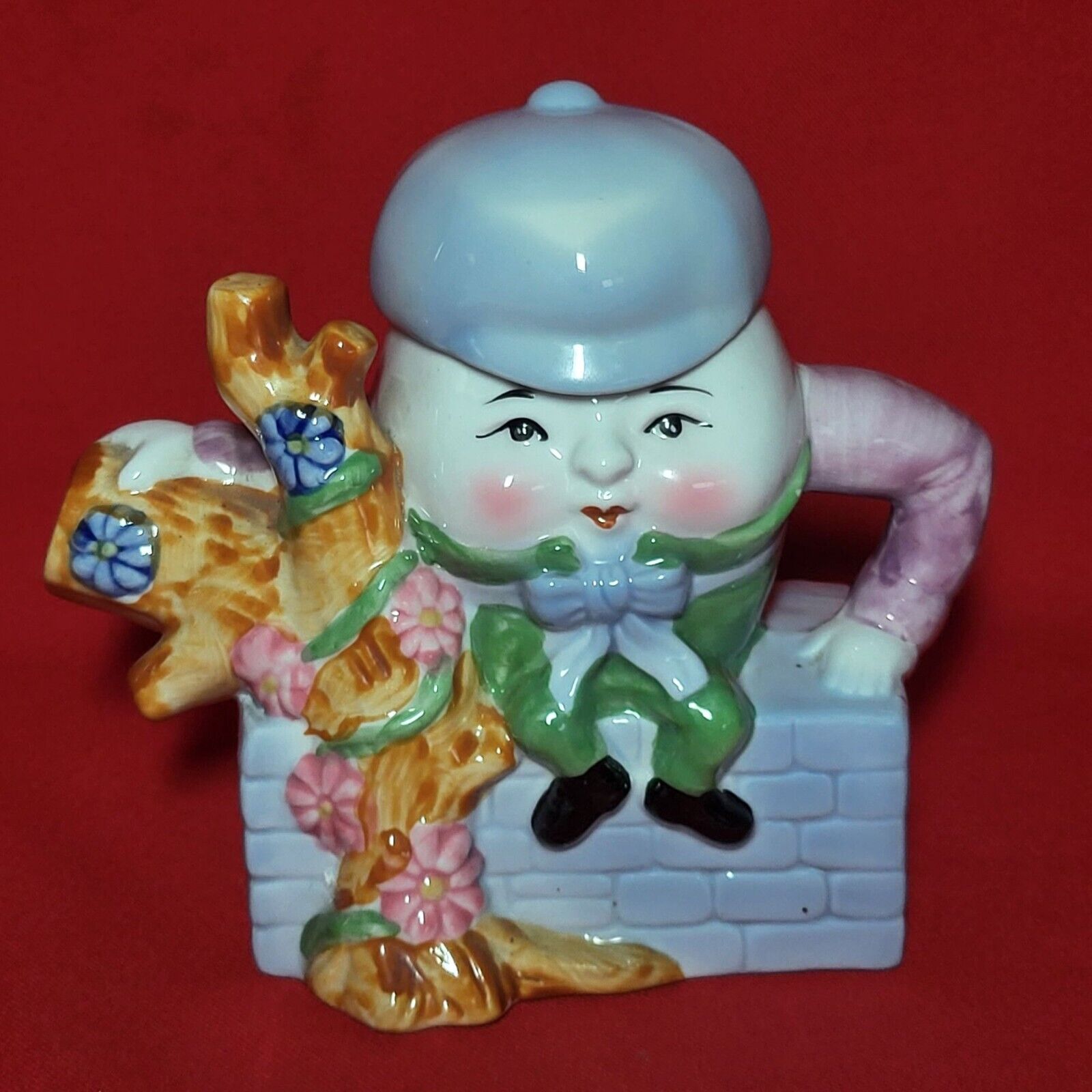 Vintage Feitx Humpty Dumpty Sitting On  Wall Decorative Porcelain Teapot