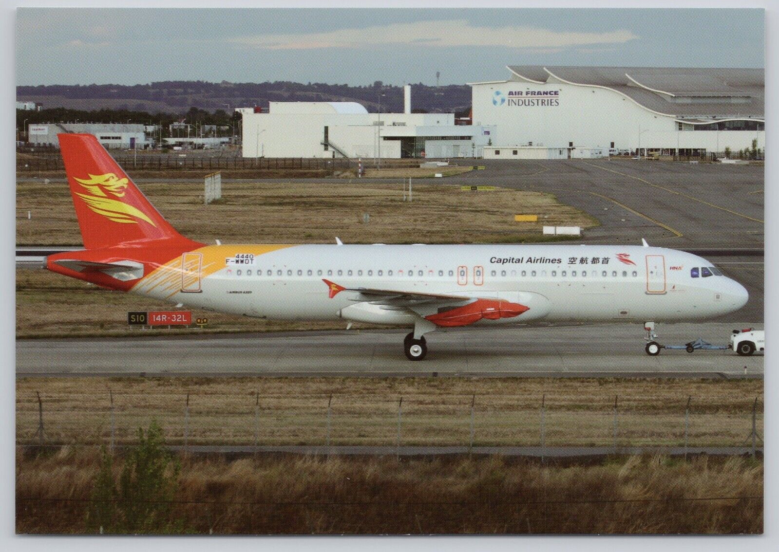 Postcard Capital Airlines A320-232 F-WWDT Toulouse 2010 Continental Size