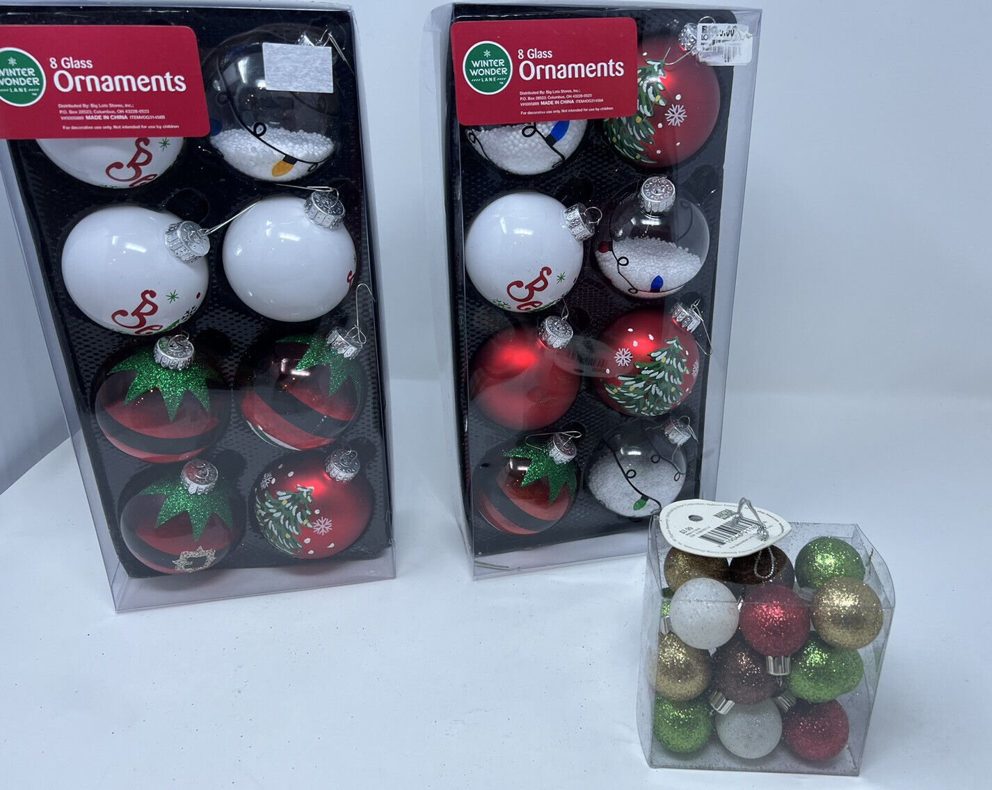 Lot of 20+ Christmas Tree Ornaments Red White Green Glitter Santa Clause