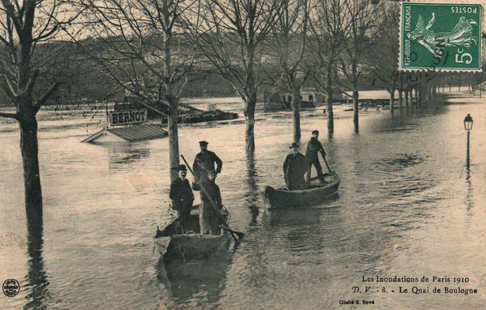 1910 CPA PARIS Floods - 8. Le Quai de Boulogne