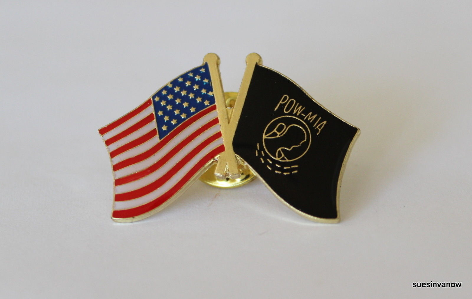 USA & Pow Mia Flag Friendship Crossed Flags Lapel Hat Pin (Licensed) 