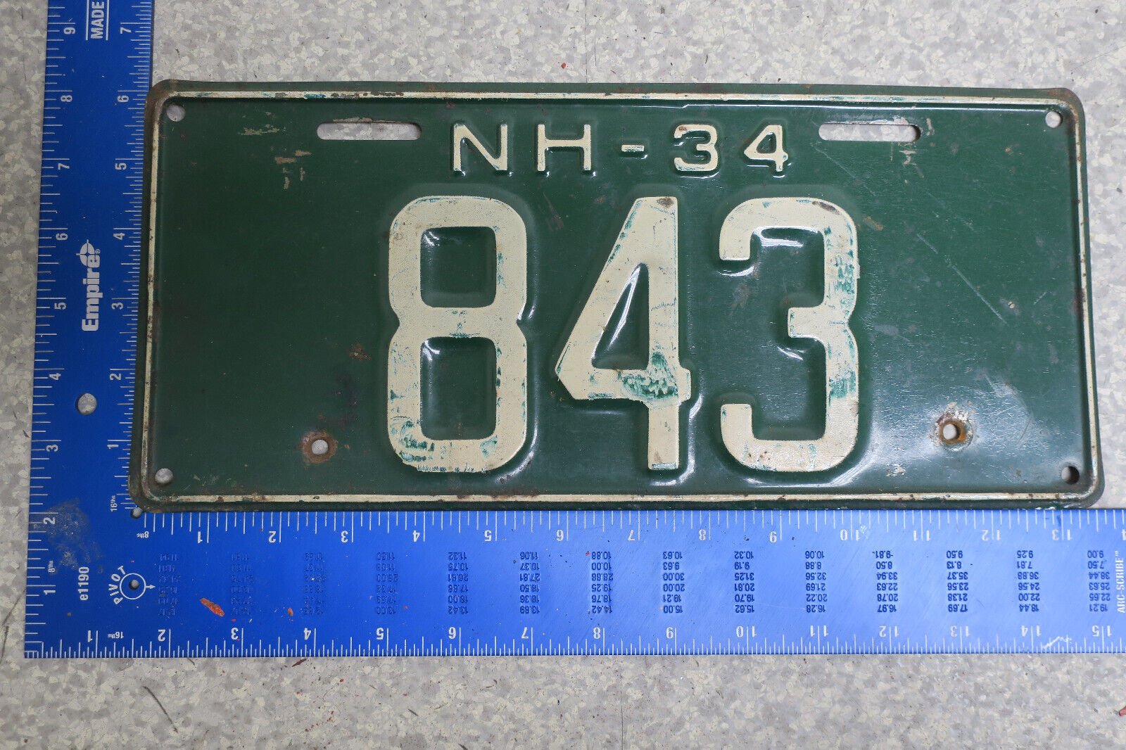 1934 34 NEW HAMPSHIRE NH LICENSE PLATE TAG #843 LOW 3 THREE DIGIT