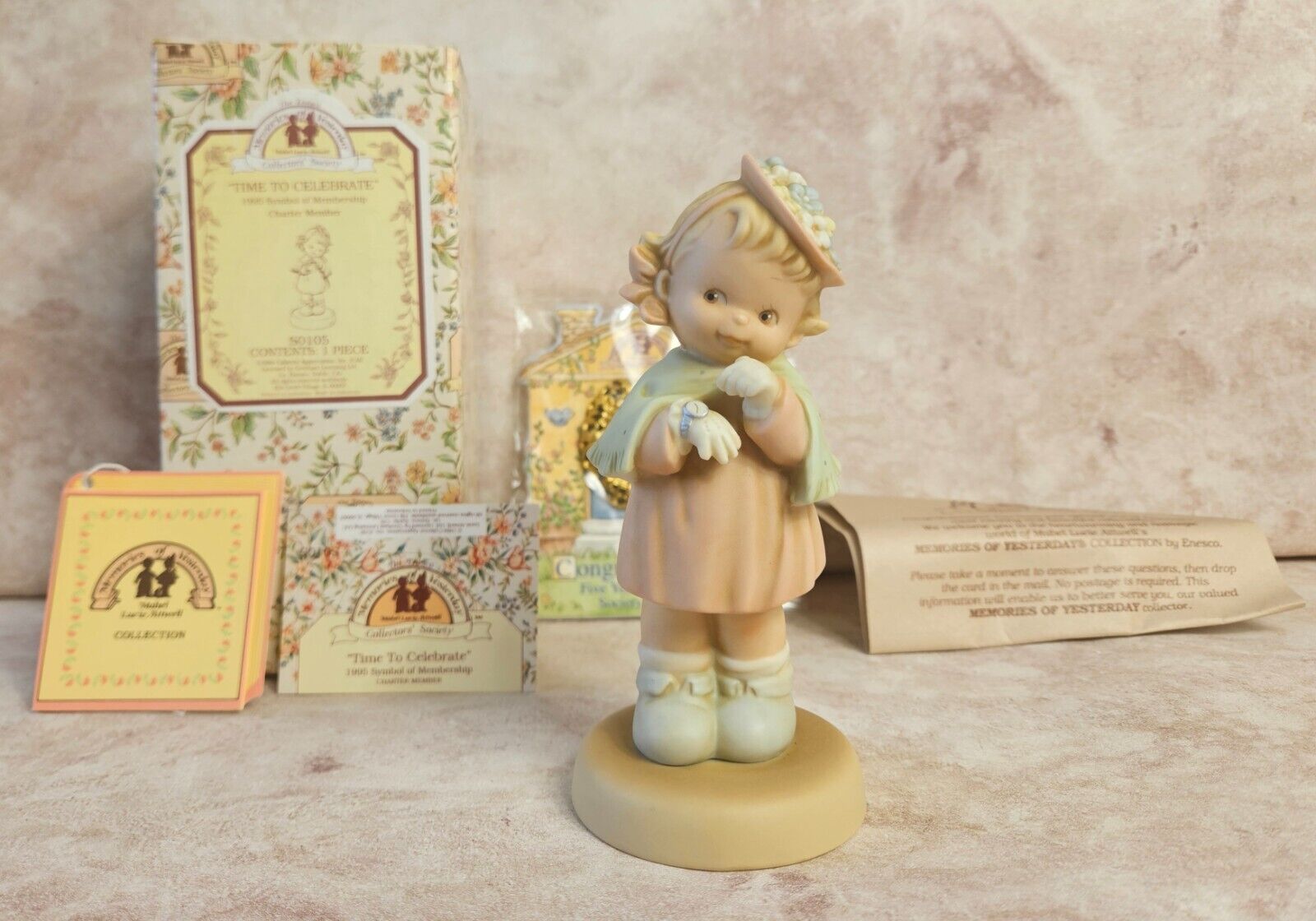 Vtg Enesco Memories of Yesterday Figurine Time To Celebrate S0105 WITH 5YR BADGE