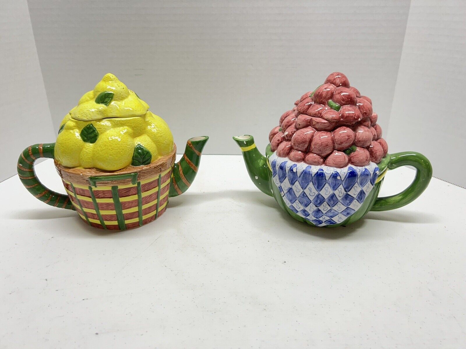 Vtg 1995 Teapot Lemons Raspberry Theme Ceramic Cardinal Inc Set Of Two