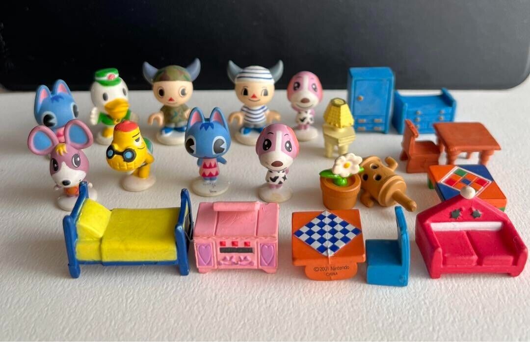 Nintendo Animal Crossing Let's make a forest figure Vintage Rare Collection 22