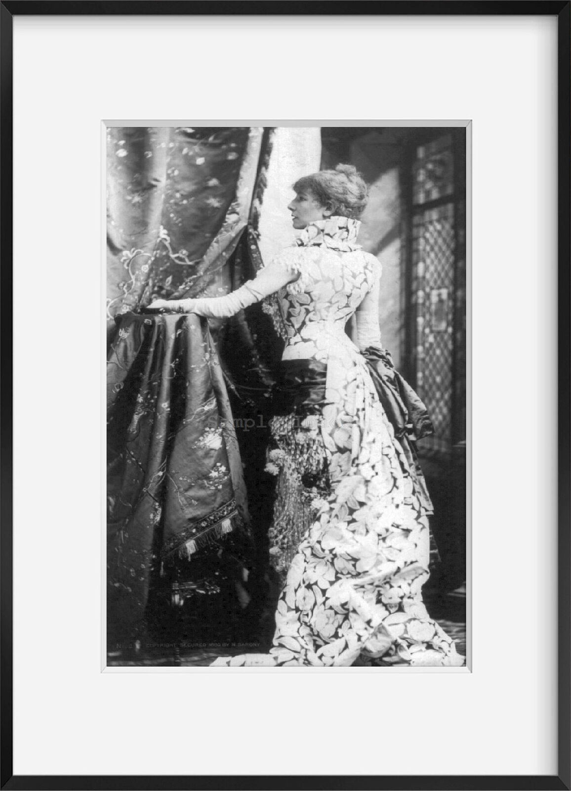 Photo: Sarah Bernhardt, 1844-1923, French stage actress 2
