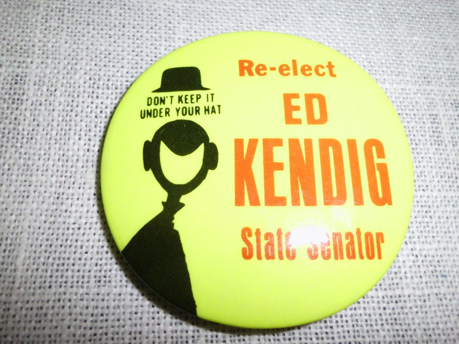 Vintage Re-elect Ed Kendig Political Pinback Button  Wyoming State Senator