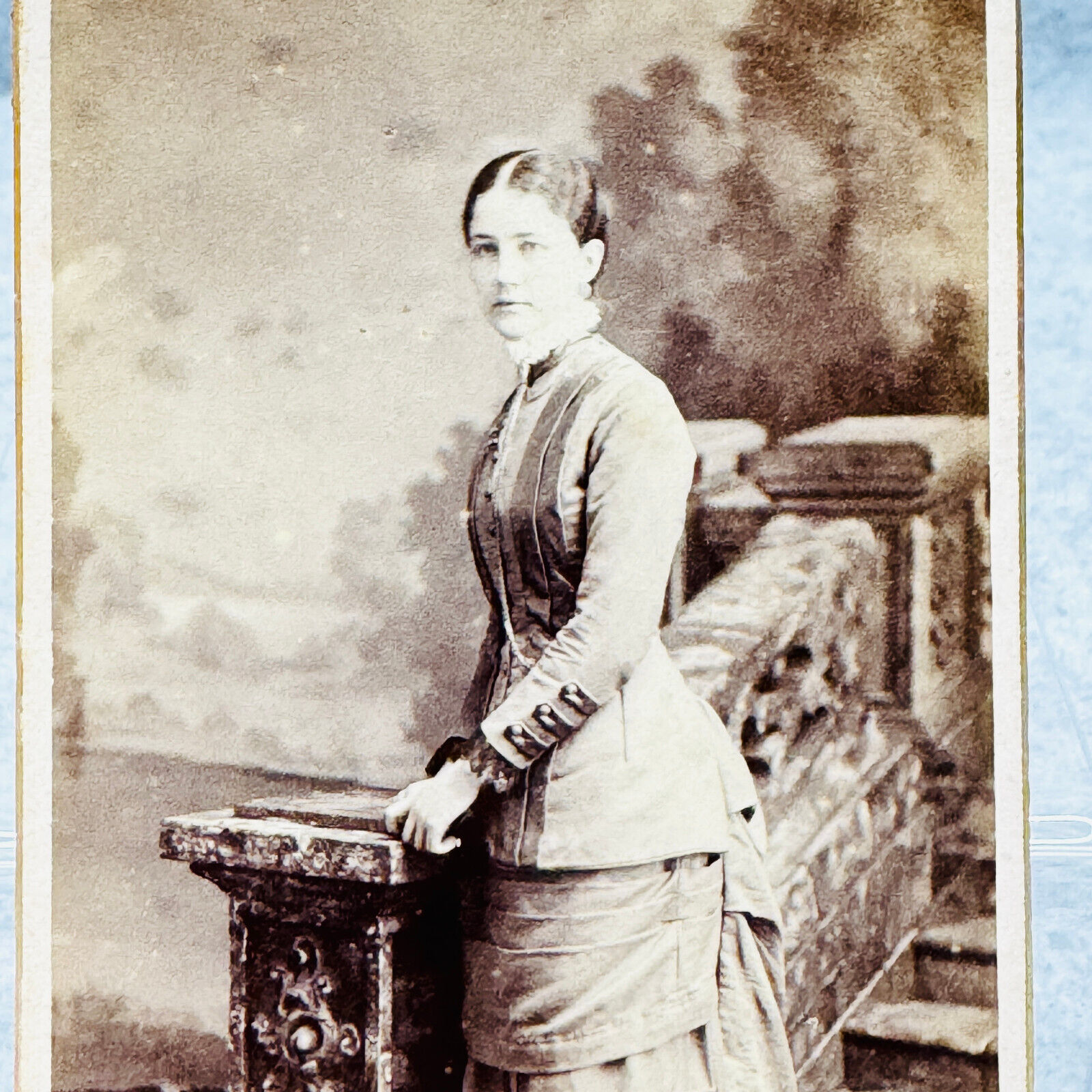 Victorian Woman w Pleated Dress CDV Card Carte de Visite J L Jones Quebec Canada