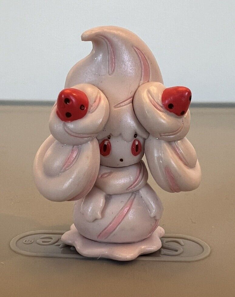Ruby Cream Alcremie Pokemon Figure Pink Jazewares Toy